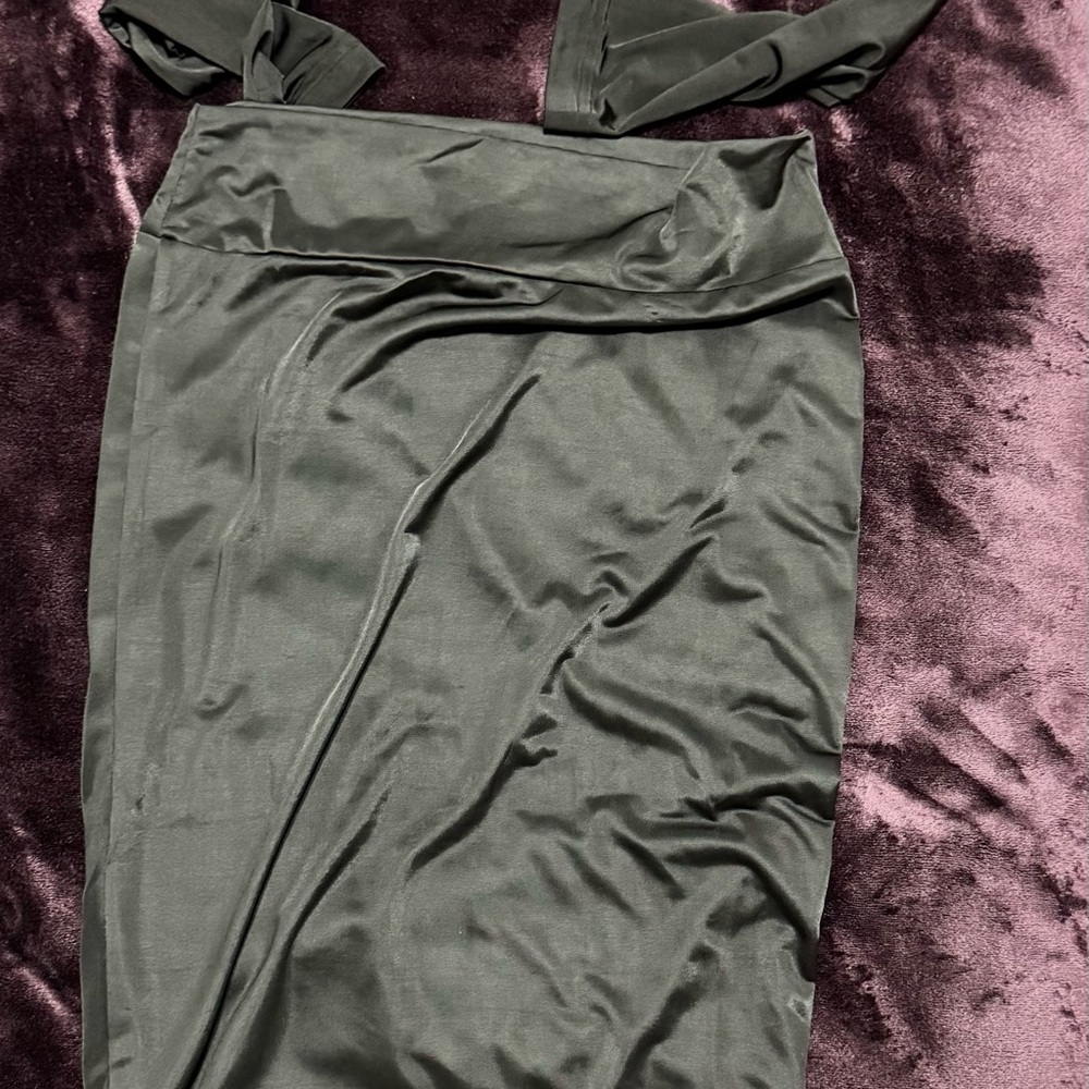 Elegant Dark Green Dress